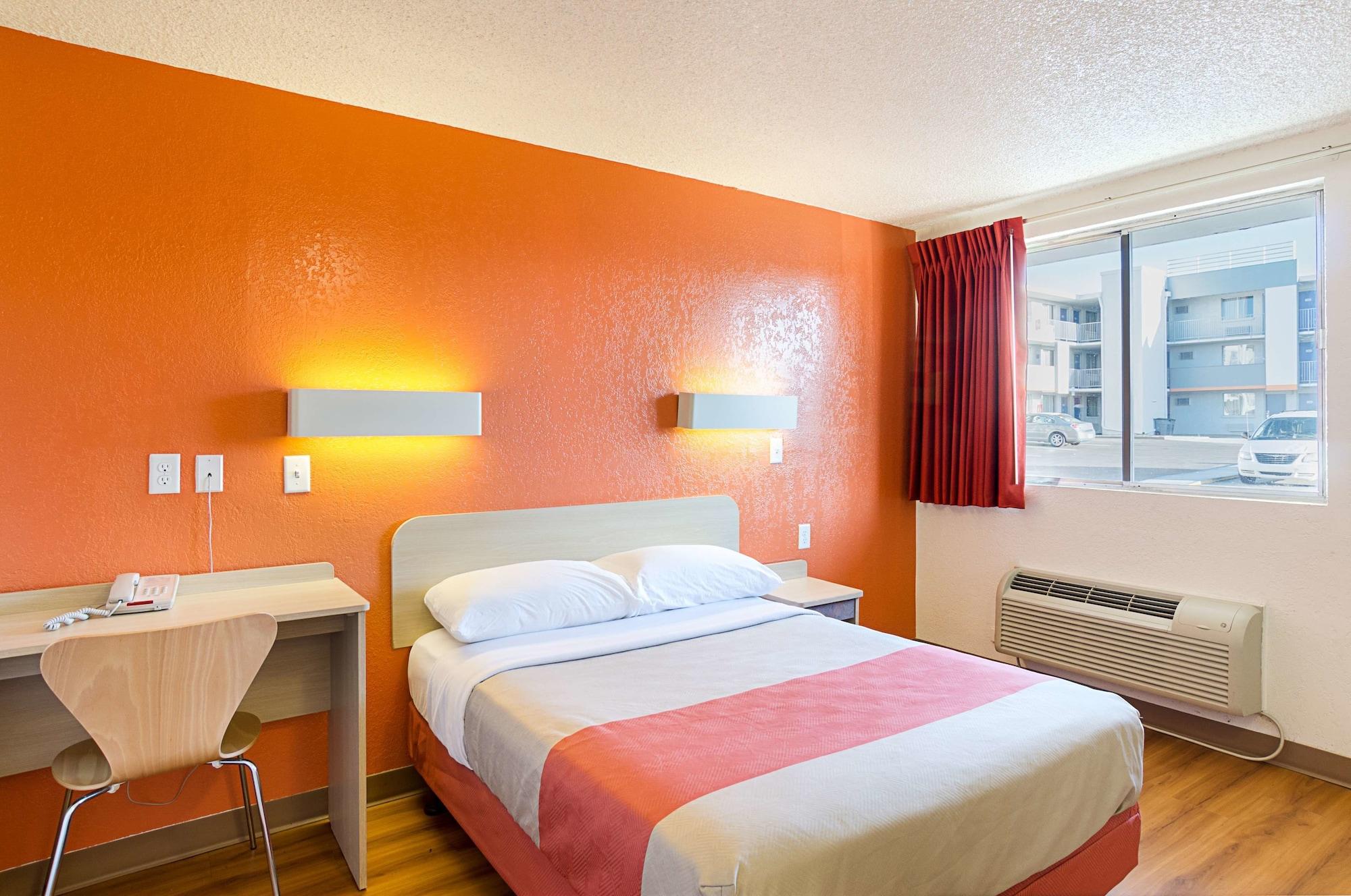 Motel 6- Denver, Co Downtown Extérieur photo