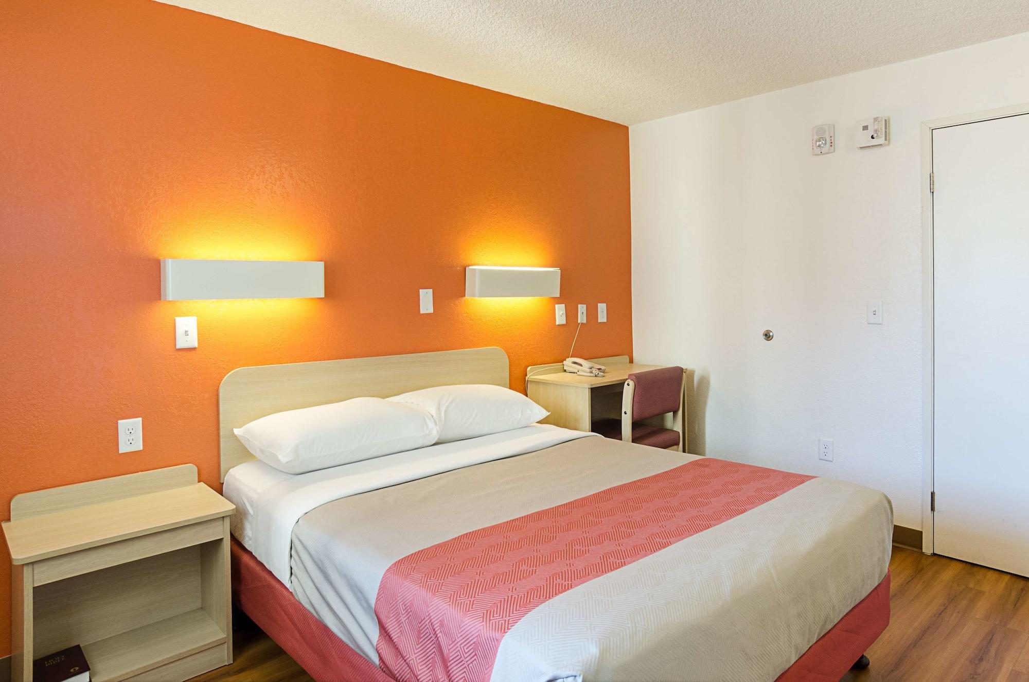 Motel 6- Denver, Co Downtown Extérieur photo